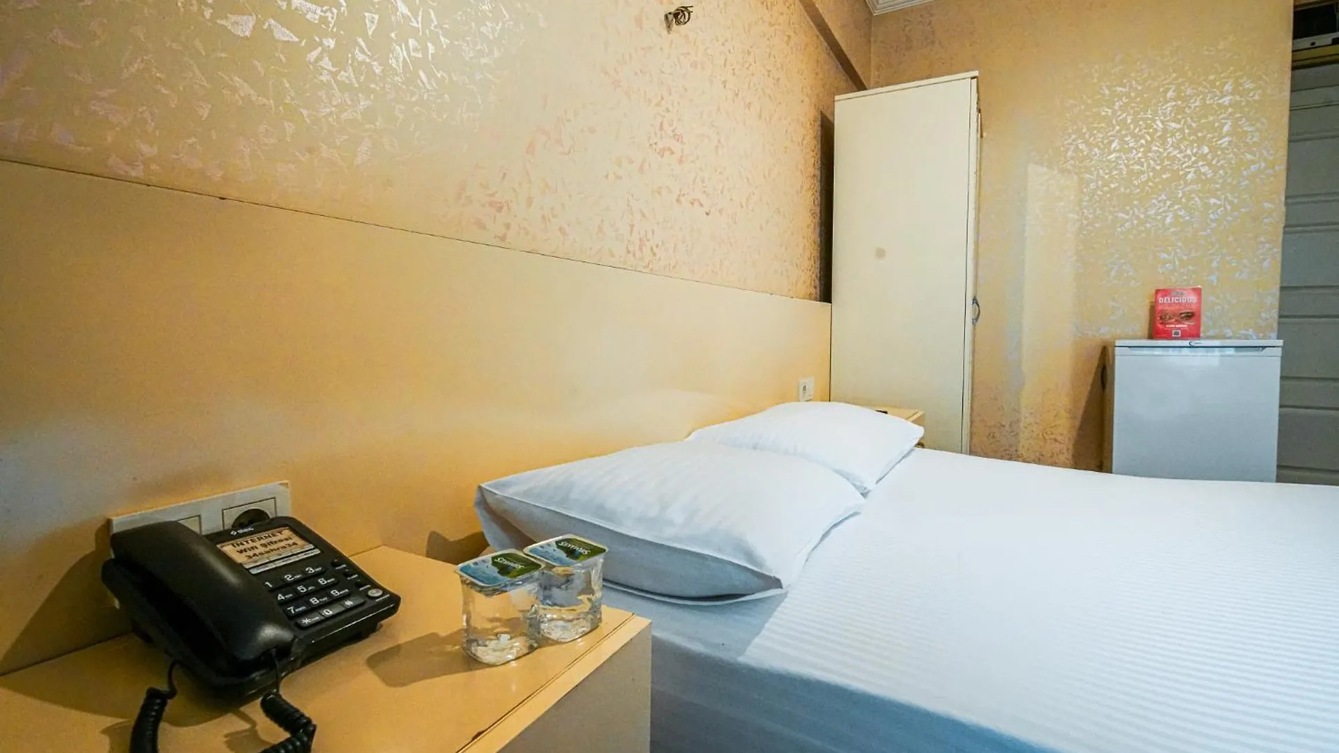 Sahra Otel Istanbul 3*,