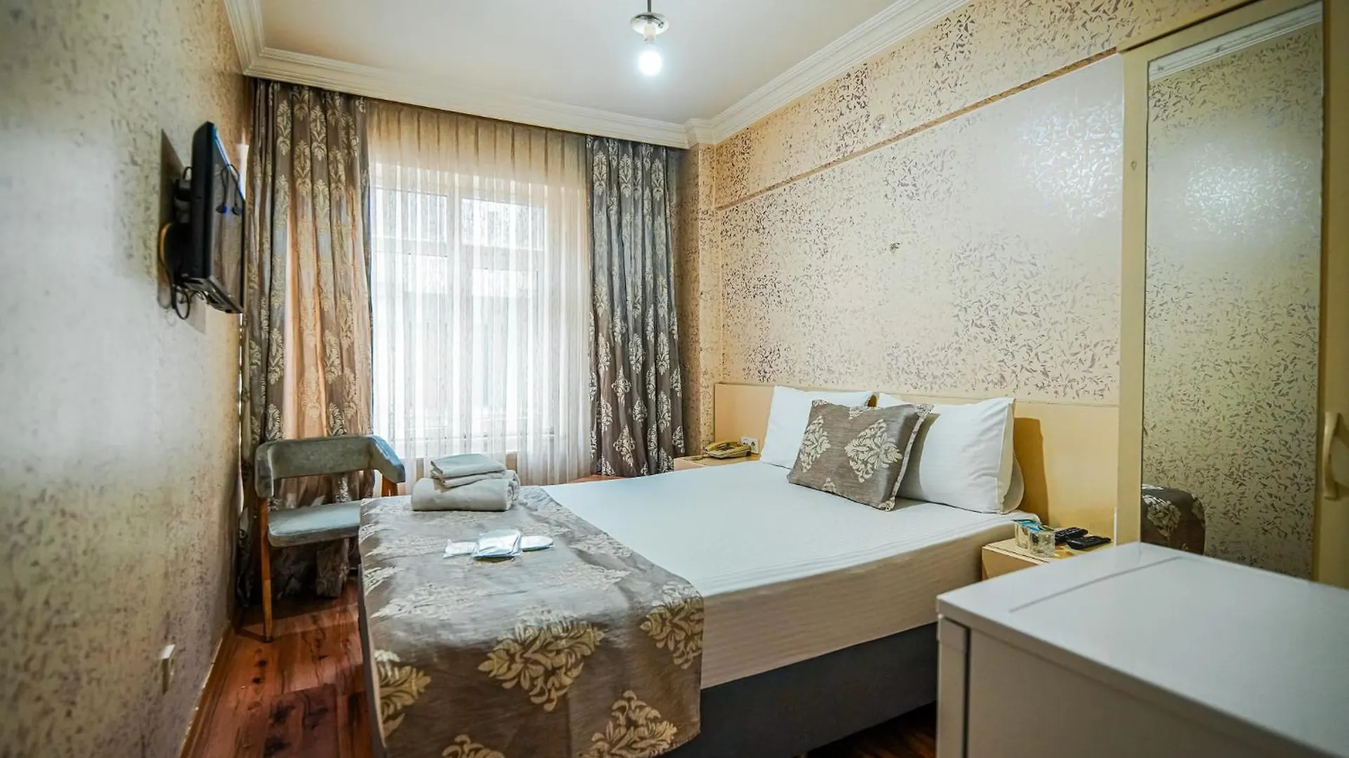 *** Hotell Sahra Otel Istanbul Turkiet